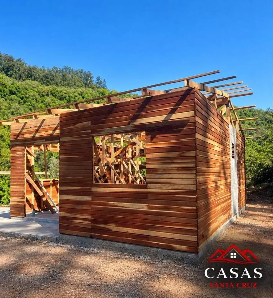 Estrutura de casa em madeira
